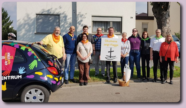 ökumene zeigt Flagge